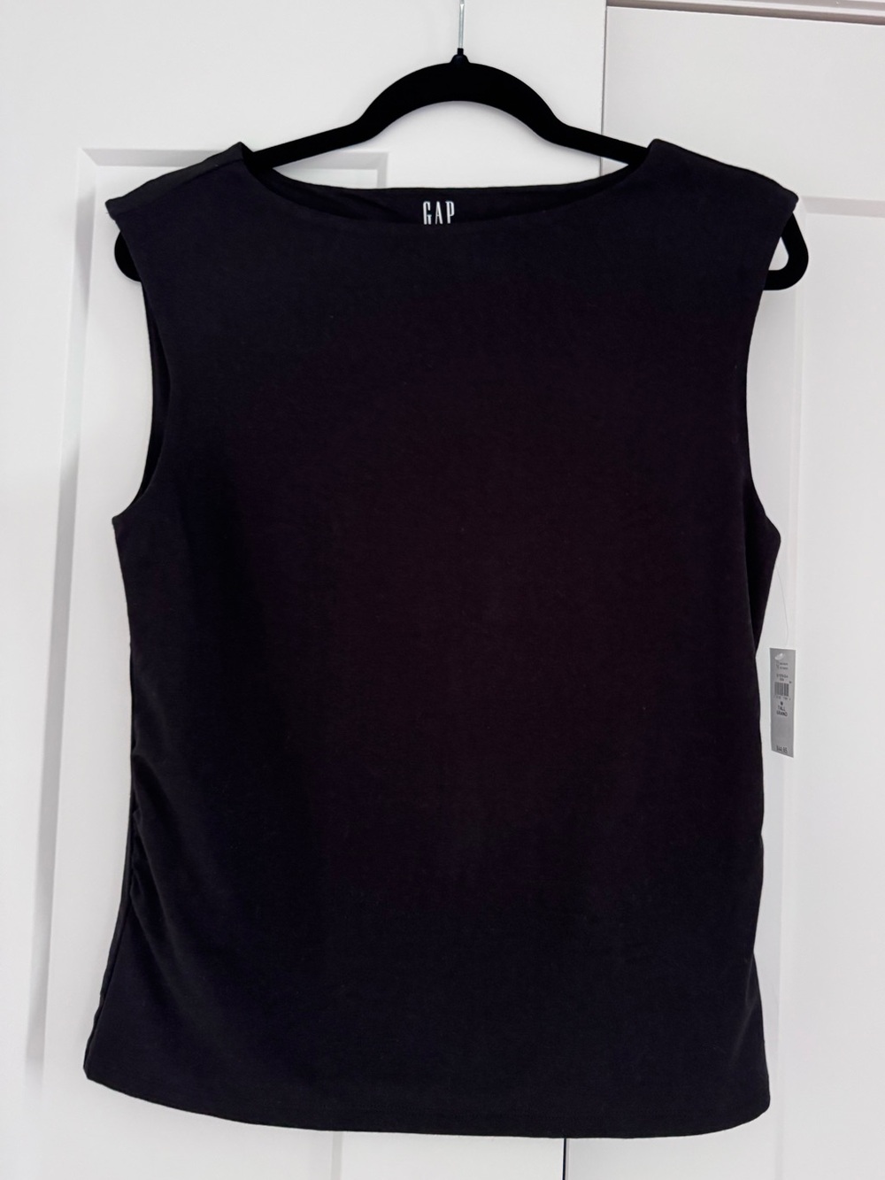 Gap Sleeveless Boatneck Top – Black – Size M Tall